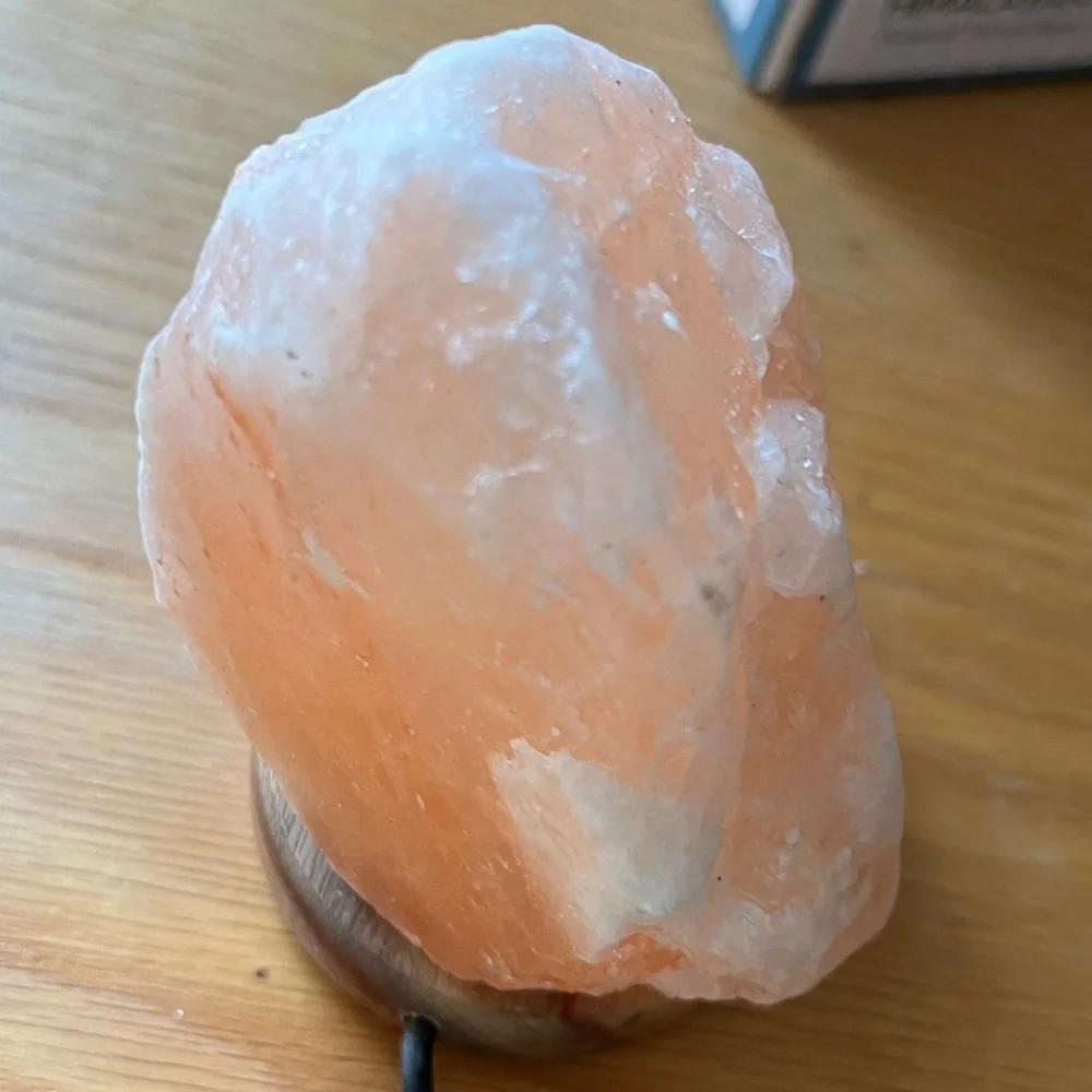NIB New Room 2 Room Natural Himalayan Salt Lamp Natural Wood Base - USB Powered